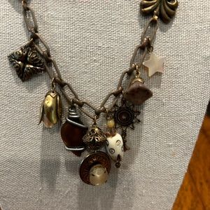 Desert Heart vintage look 18 inch necklace.